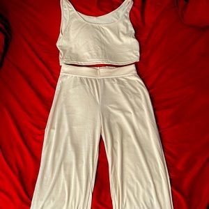 Tan 2 Piece Brand New LARGE but fits like a MEDIUM Ordered Bran-LovelyWholesale